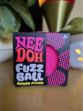 NIB Schylling Needoh Fuzzball Flower Power - PINK